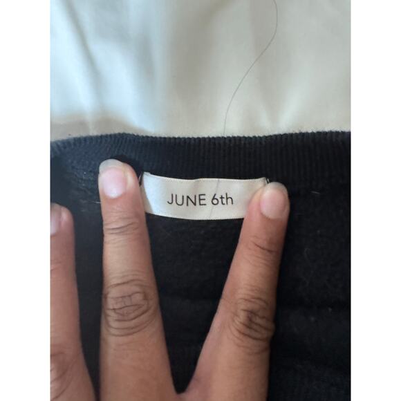 June 6th Distressed Black Oversized Pullover Sweatshirt Size M USED - Picture 6 of 7